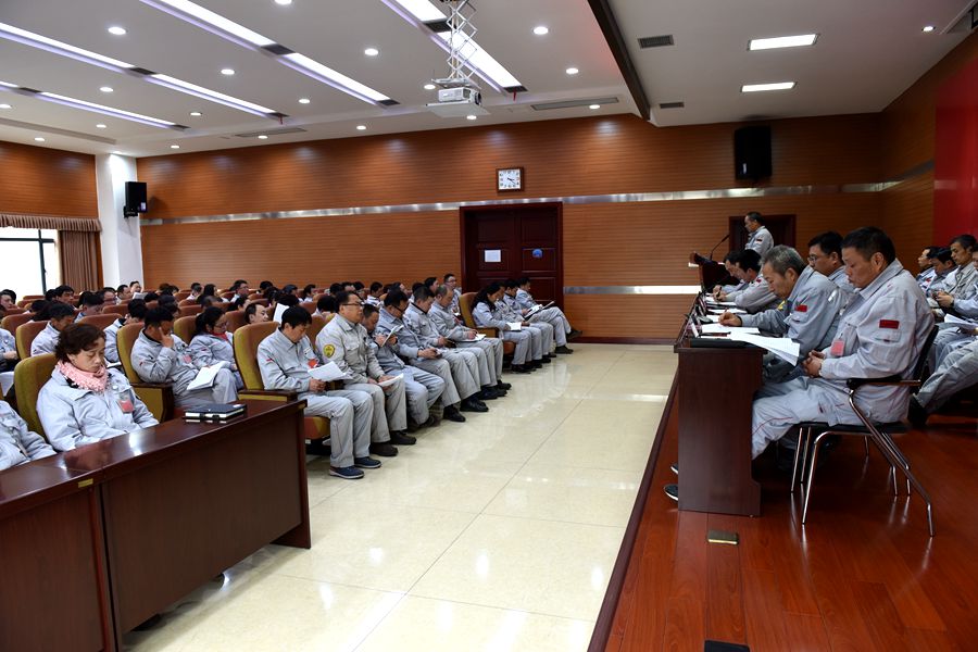 會(huì)場(chǎng)現(xiàn)場(chǎng)2_副本_副本.jpg 會(huì)場(chǎng)現(xiàn)場(chǎng)2_副本_副本.jpg