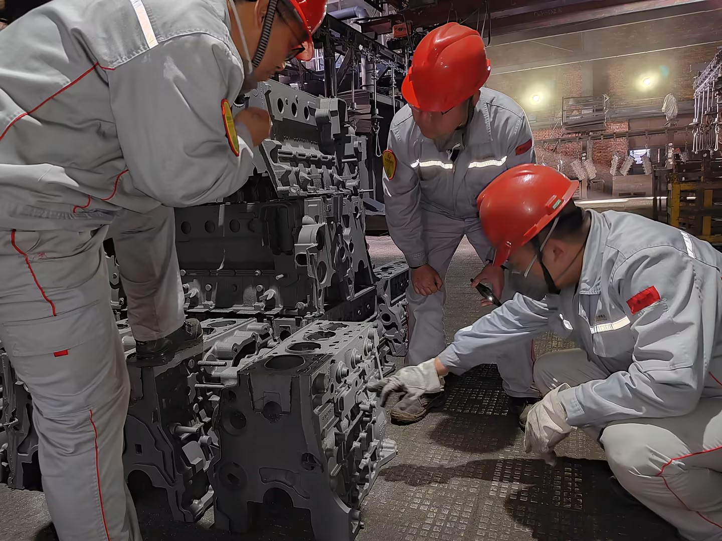 缸體查看.jpg 缸體查看.jpg